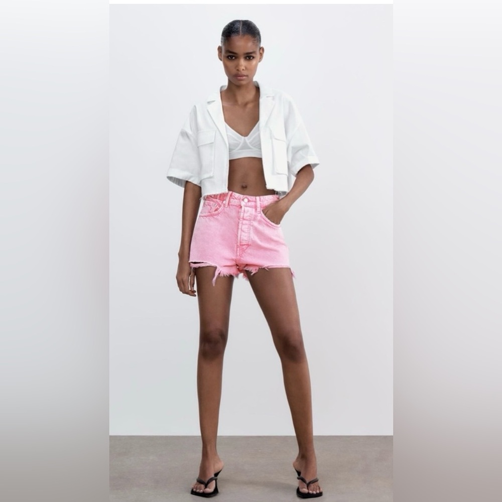 Zara High Waisted Pink Cut-Off Jean Shorts for Women size 6